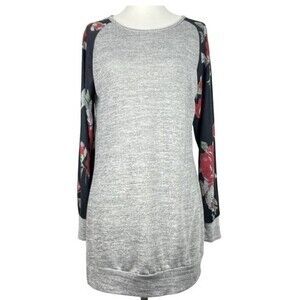 Cloud Real Long Sleeve Shirt Womens Small Gray Floral Long Top Scoop Neck